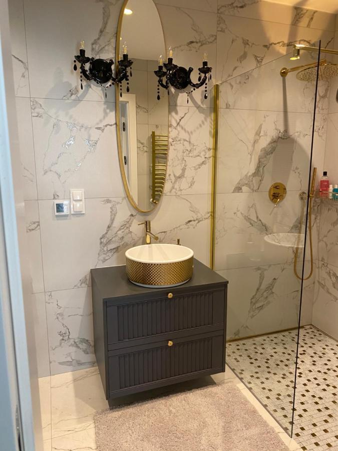 Zloty Apartment *